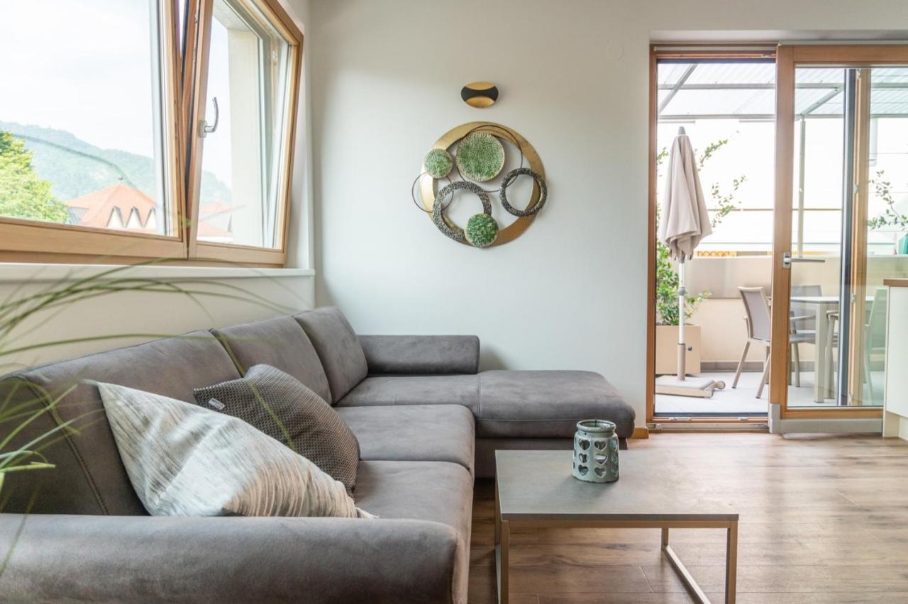 Ferienwohnung Mit Garage, Fahrradraum Und Sehr Grosser Sonnenverwoehnten Terrasse Lagundo Εξωτερικό φωτογραφία