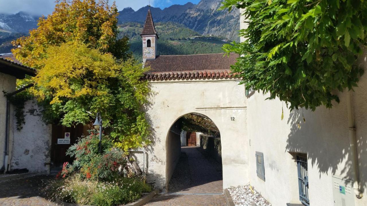 Ferienwohnung Mit Garage, Fahrradraum Und Sehr Grosser Sonnenverwoehnten Terrasse Lagundo Εξωτερικό φωτογραφία